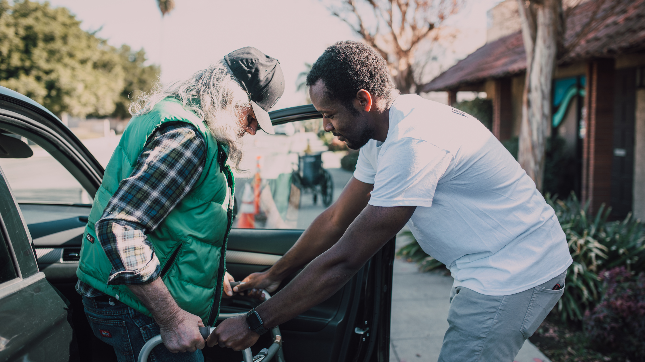 How NDIS Travel & Transport Services Help You Stay Independent
